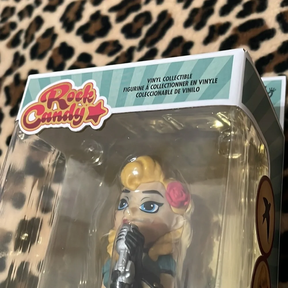 FUNKO Rock Candy DC Comics Bombshells Black Canary Doll 🌹Rockabilly Pin-up Rose - Picture 5 of 15